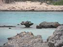 Остров Элафониси, вода создает из базальта интересные формы